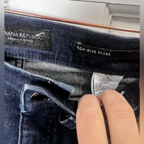 Banana Republic high rise flare size 25 petite in excellent like new condition - Picture 3 of 4